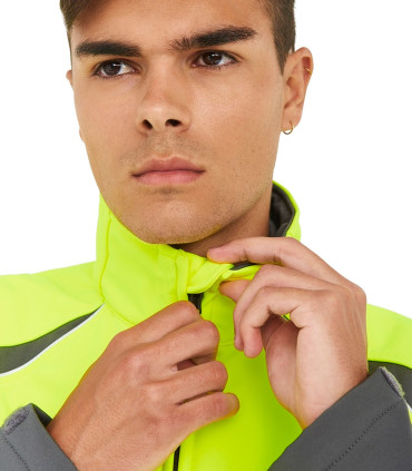 Softshell Alta Visibilidad Regular Fit 04756 de Monza